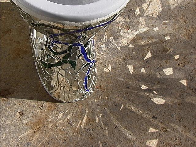 Ein einmaliges Kunstwerk: Mosaik-WC