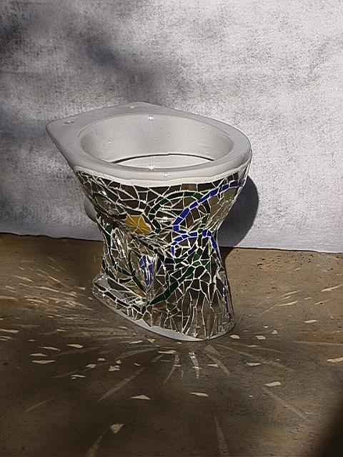Ein einmaliges Kunstwerk: Mosaik-WC